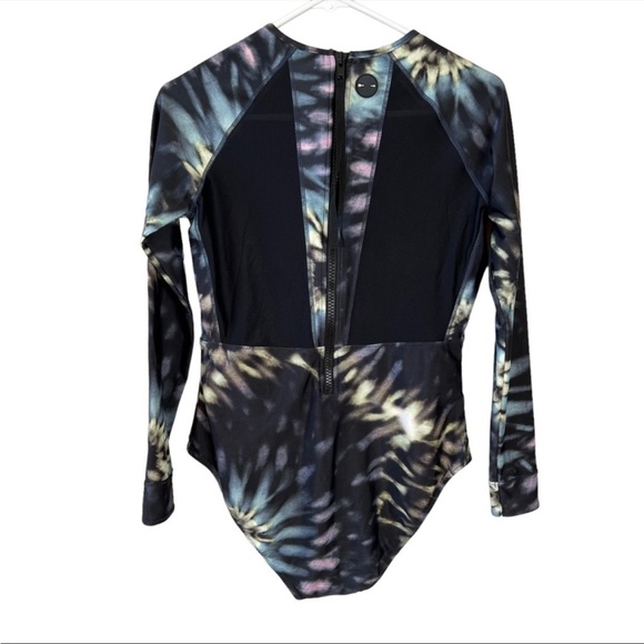 THE UPSIDE SURFSUIT, SIZE US 10. - Picture 2 of 14